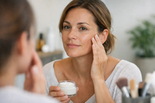Gezichtsteint egaliseren zonder peeling: zo doe je